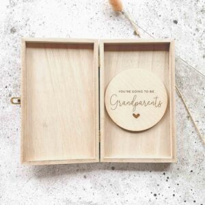 You're going to be grandparents - houten kistje met houten cirkel
