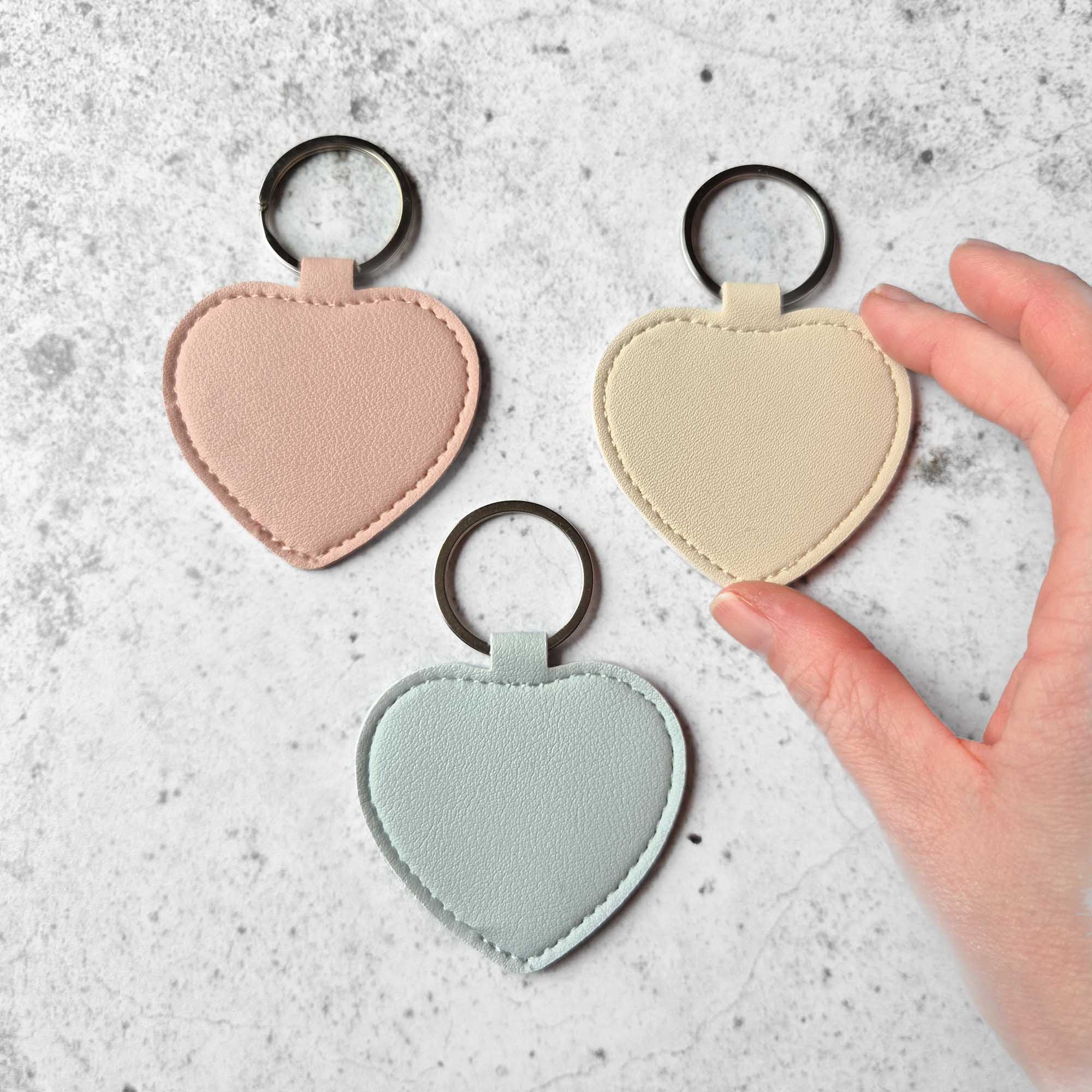 Leren hanger met naam - hartje - Afbeelding 3