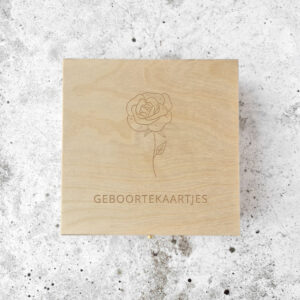 Bewaarkistje - geboortekaartjes - geboortebloem juni (roos)